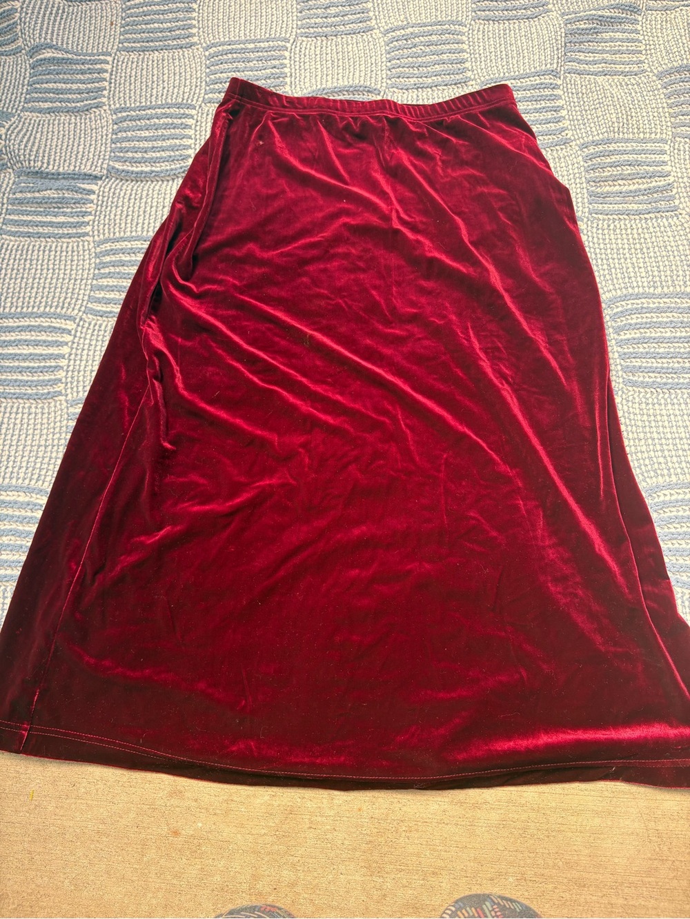 Hillard & Hanson Velvet Maxi Skirt in Deep Wine Red